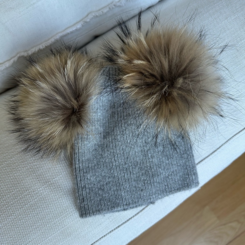 Mi Loves baby hat